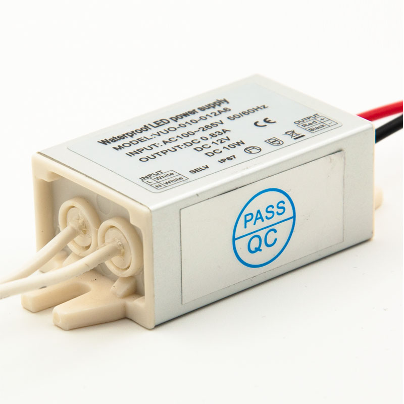 سليم صغير LED سائق منظم AC120V - مراجعة Outdoor Power Transformer وسعره